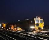 集通鐵路機(jī)械段:夜間施工燈火明