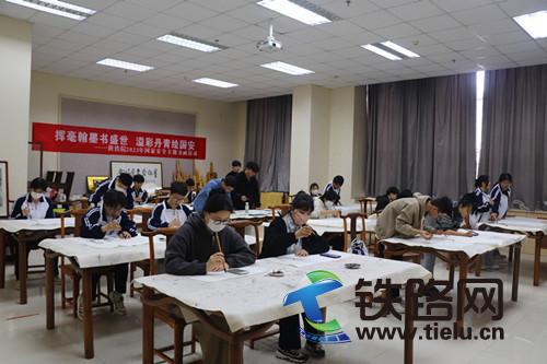 ��FԺ�M���_չ���]����ī��ʢ�� ��ʵ����L��������