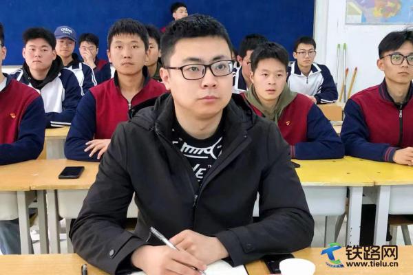 ��FԺ���ߌ�����(zh��n)����W(xu��)���n��W(xu��)�g(sh��)��Ʒ��ِ ���F����