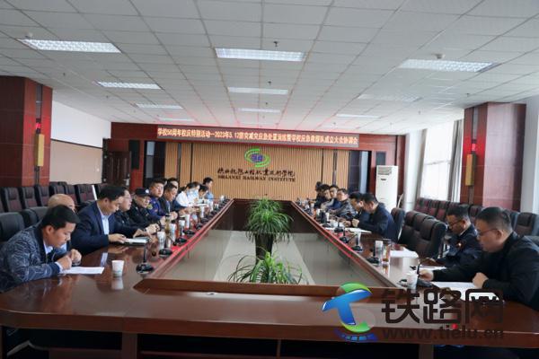 �����Є��M(j��n)�Еr�� ��FԺ�e��50����У�c�؄e��Ӆf(xi��)�{(di��o)