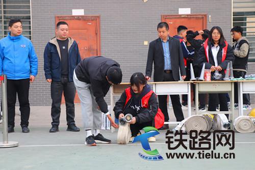 ��FԺ�ɹ��e�k�׌�У�@����Ȥζ�\�ӕ�