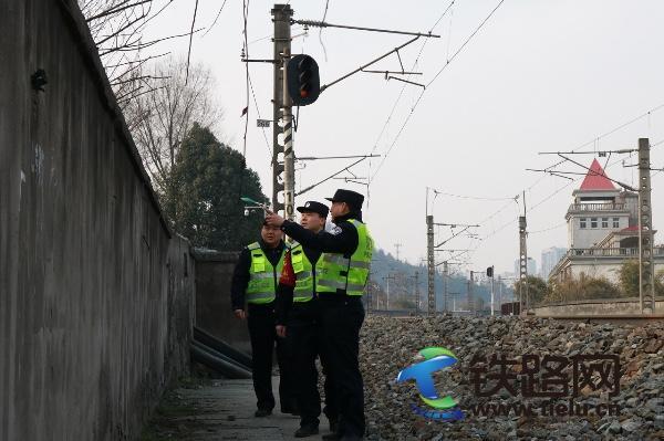 ʮ���F�����_���\(y��n)ݔ��ȫ���[���Ų鲻ͣЪ