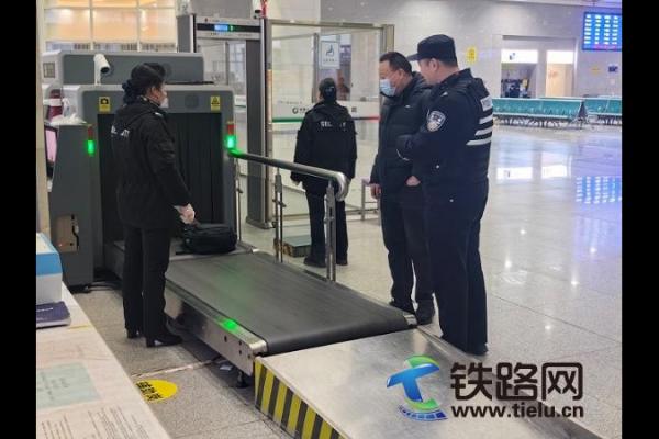 �ȳ��F����ʾ��������������[�� �ÿͳ�����Ī��