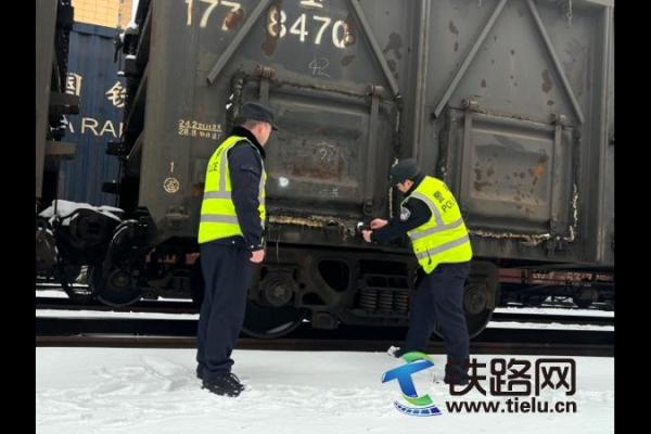  �G�T�F������ѩ���� �M��؟(z��) ȫ�����o(h��)��·��ȫ