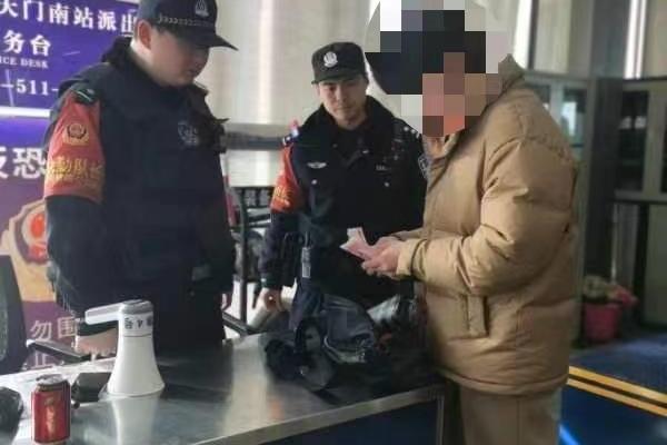 ���T�����������飬�����ÿ��һ��zʧ��Ʒ