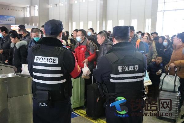 �˲��F���e�O��(y��ng)��(du��)���\(y��n)���̸߷�