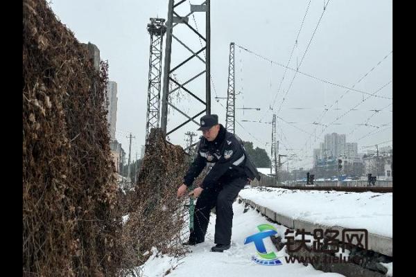 �F�������ܡ������һ�����\