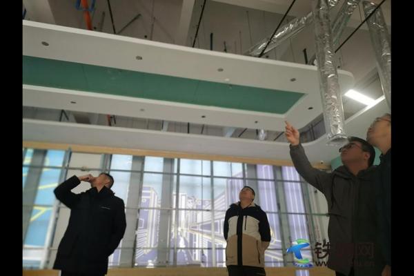 �_�W�ڼ�����ȫ���У���FԺУ�I(l��ng)������_չ�_�WǰУ