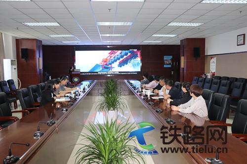 μ�ώ����W(xu��)Ժ�����t(y��)Ժ����F(tu��n)����FԺ�{(di��o)�н���