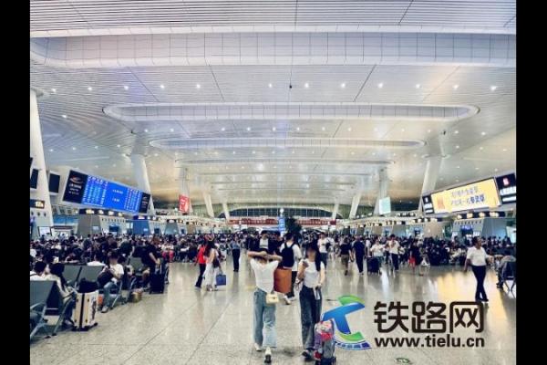 �Ϻ��F·�����\(y��n)���\(y��n)�����Lϲ����2024���ÿͳ��и���