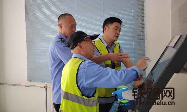 ���{(di��o)�D���M(j��n)�Еr(sh��) ���o׃���L(f��ng)�U(xi��n)�c(di��n)